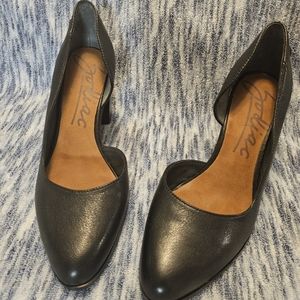 Zodiac high heel shoes